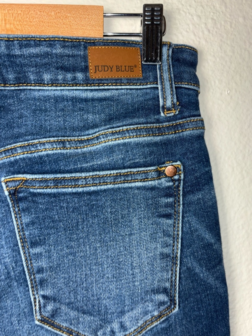 Judy Blue Bristol Sienna Handsand Skinny Jeans Medium Wash Woman's 9 JB82106MD - Picture 12 of 16